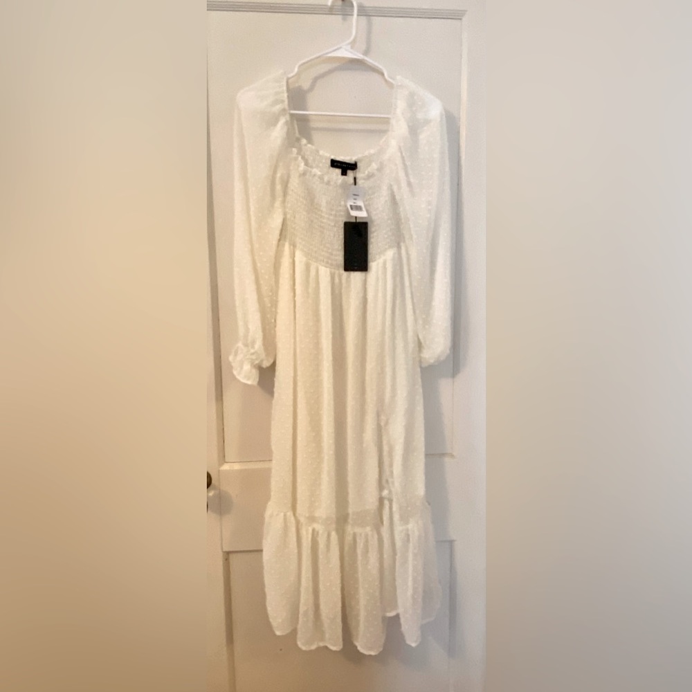 Gibson look. White, midi length dress, 3/4 sleeve. New with tags
